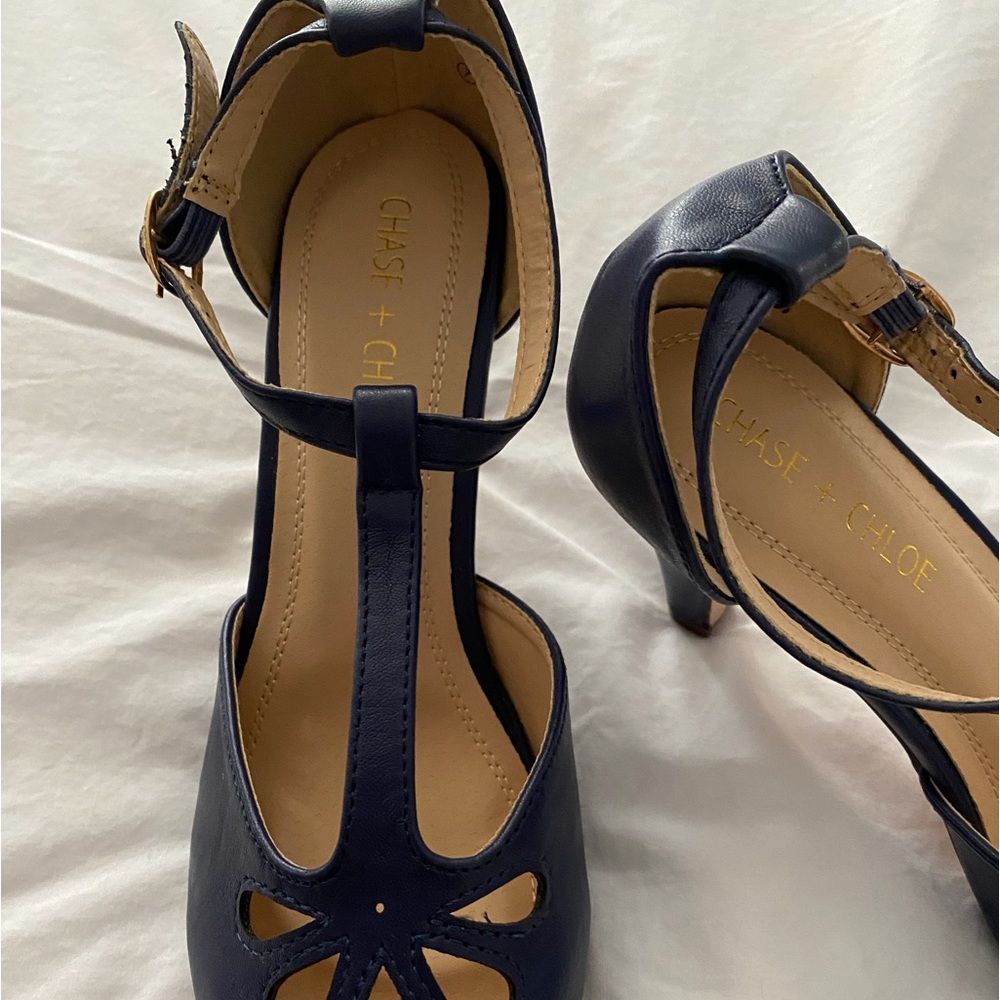 Chase & Chole Heels T- Strap - Picture 6 of 12